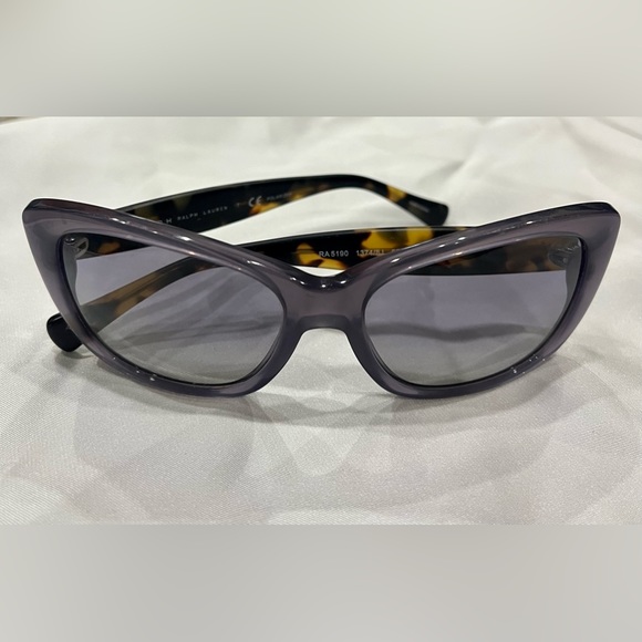 PREOWNED RALPH LAUREN RA 5190 SUNGLASSES ( NICE ) CAT EYE PURPLE TORTOISE - Picture 3 of 12